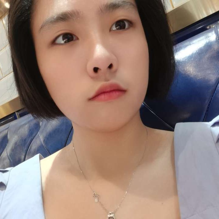 小屋婧的照片