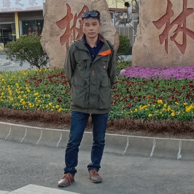 明媚泪了早晨的照片