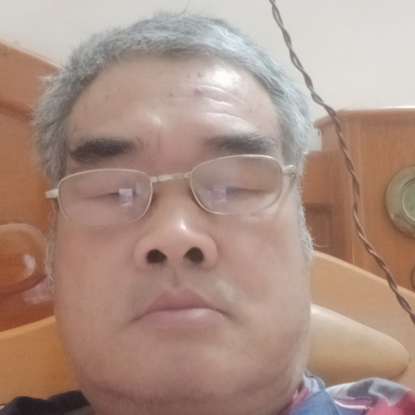 水蜜桃风中的照片