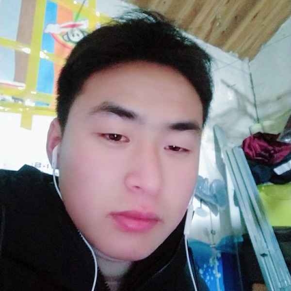 高大草莓的照片