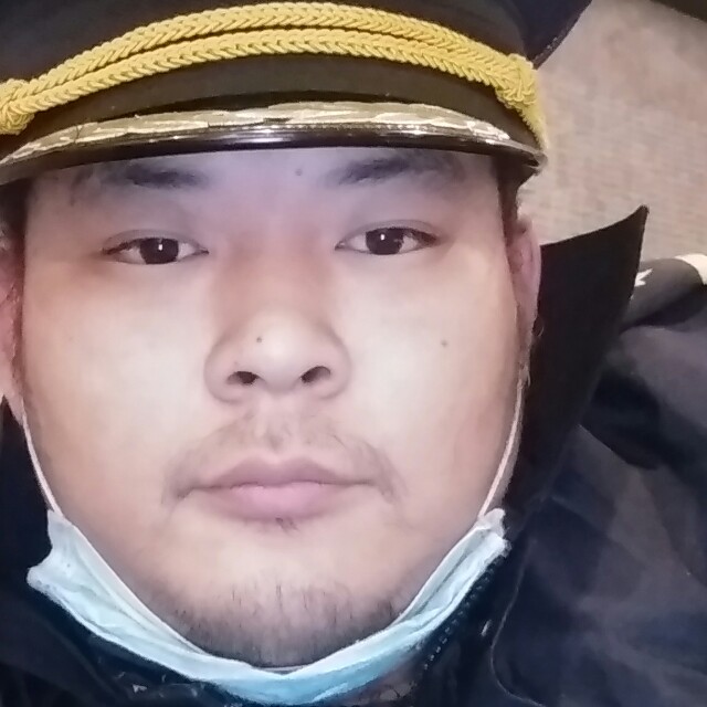 雷亮的照片