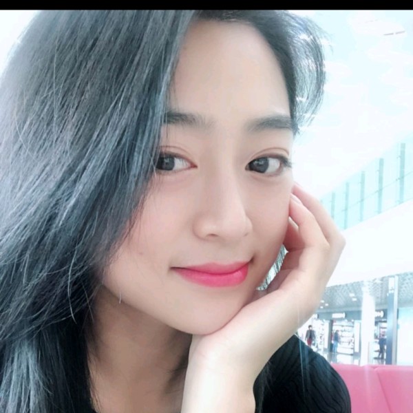 把手给的照片