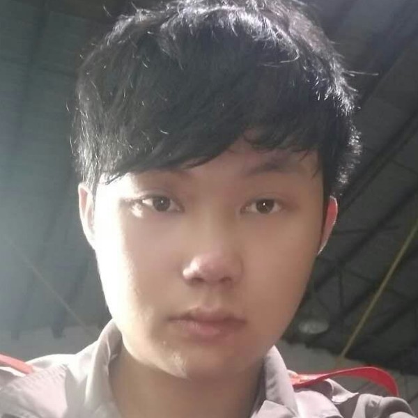 聪慧等于萝莉的照片