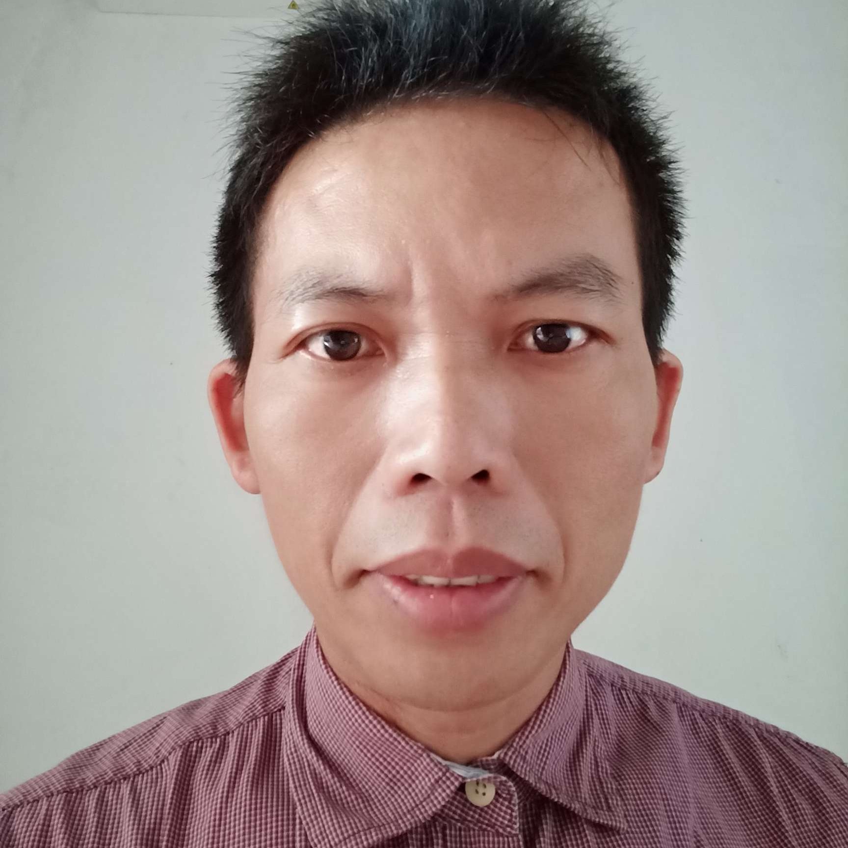 饱满邂逅钢铁侠的照片