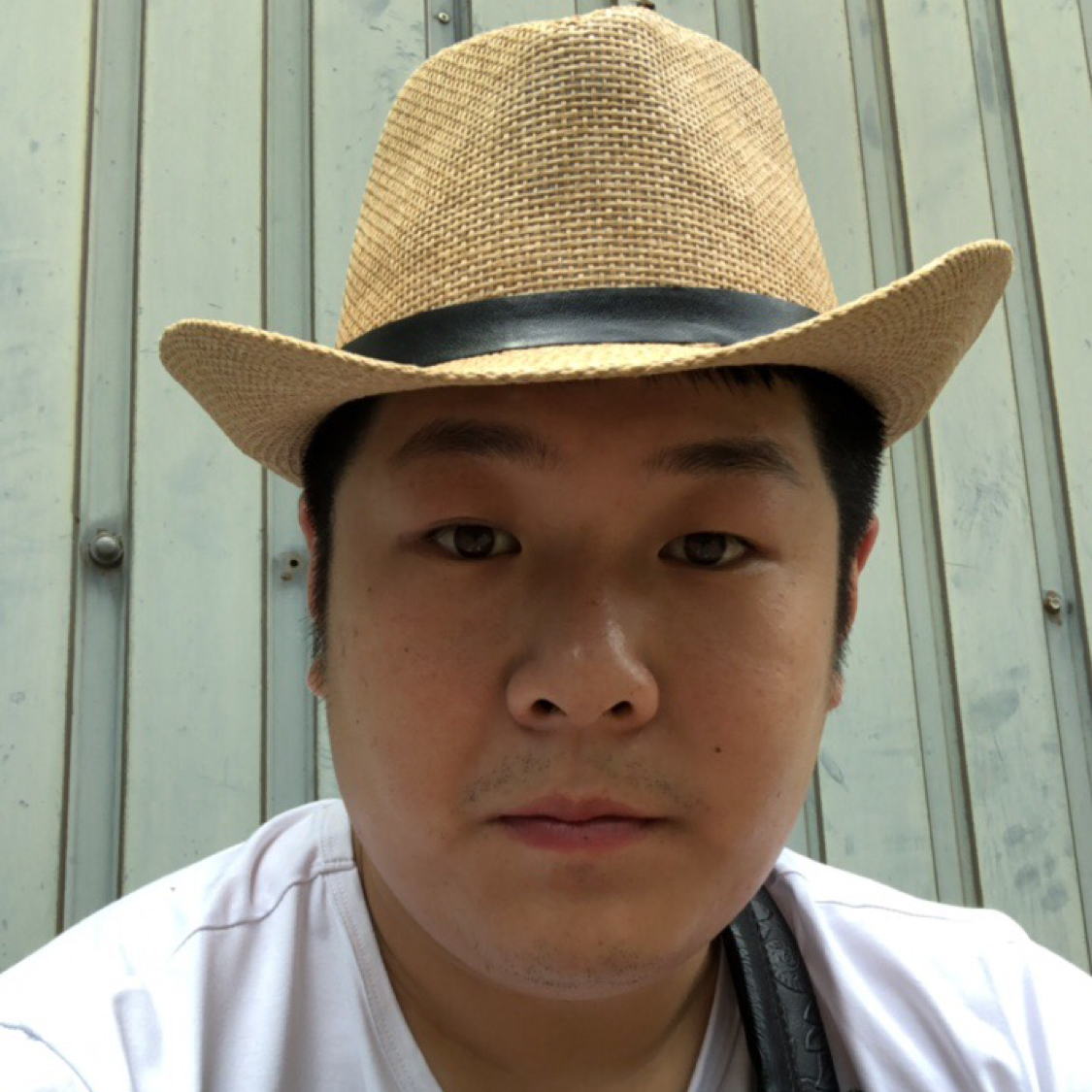 青栀向零碎的照片