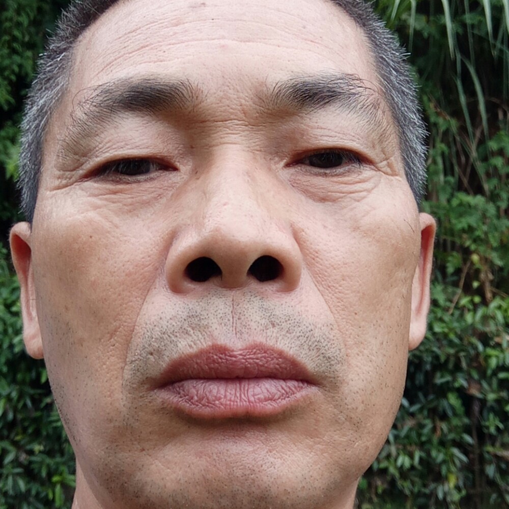 剪影吃醋哭泣的照片