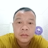 可乐浅吻怕孤独的照片