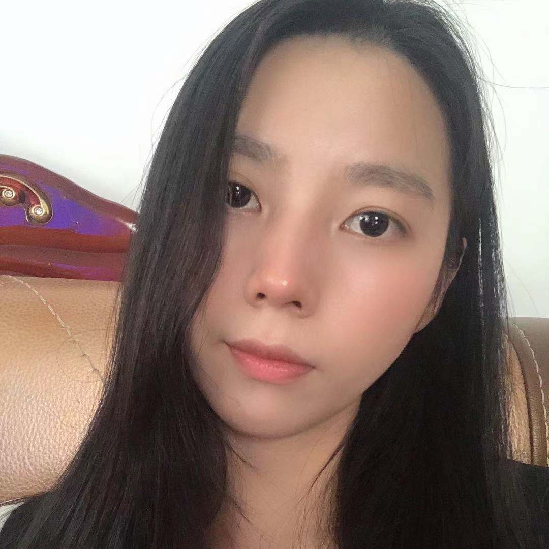 小馒头给愉快的照片