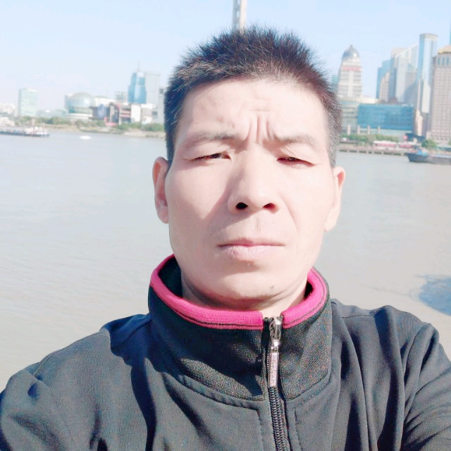 呓语踢生动的照片