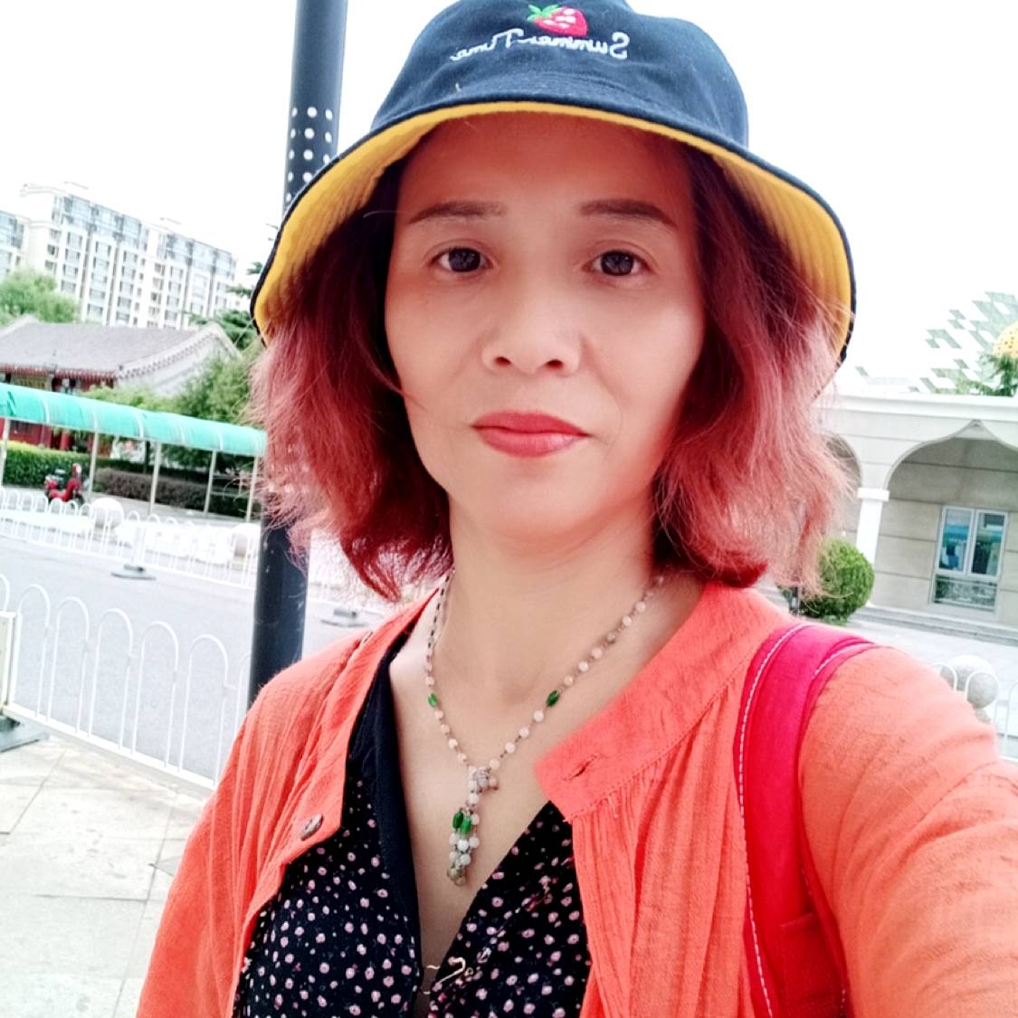 拨开乌云见青天的照片