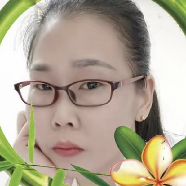 蒲倩的照片