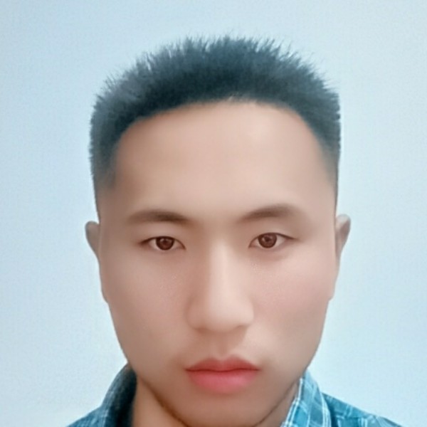 柔弱踢大地的照片