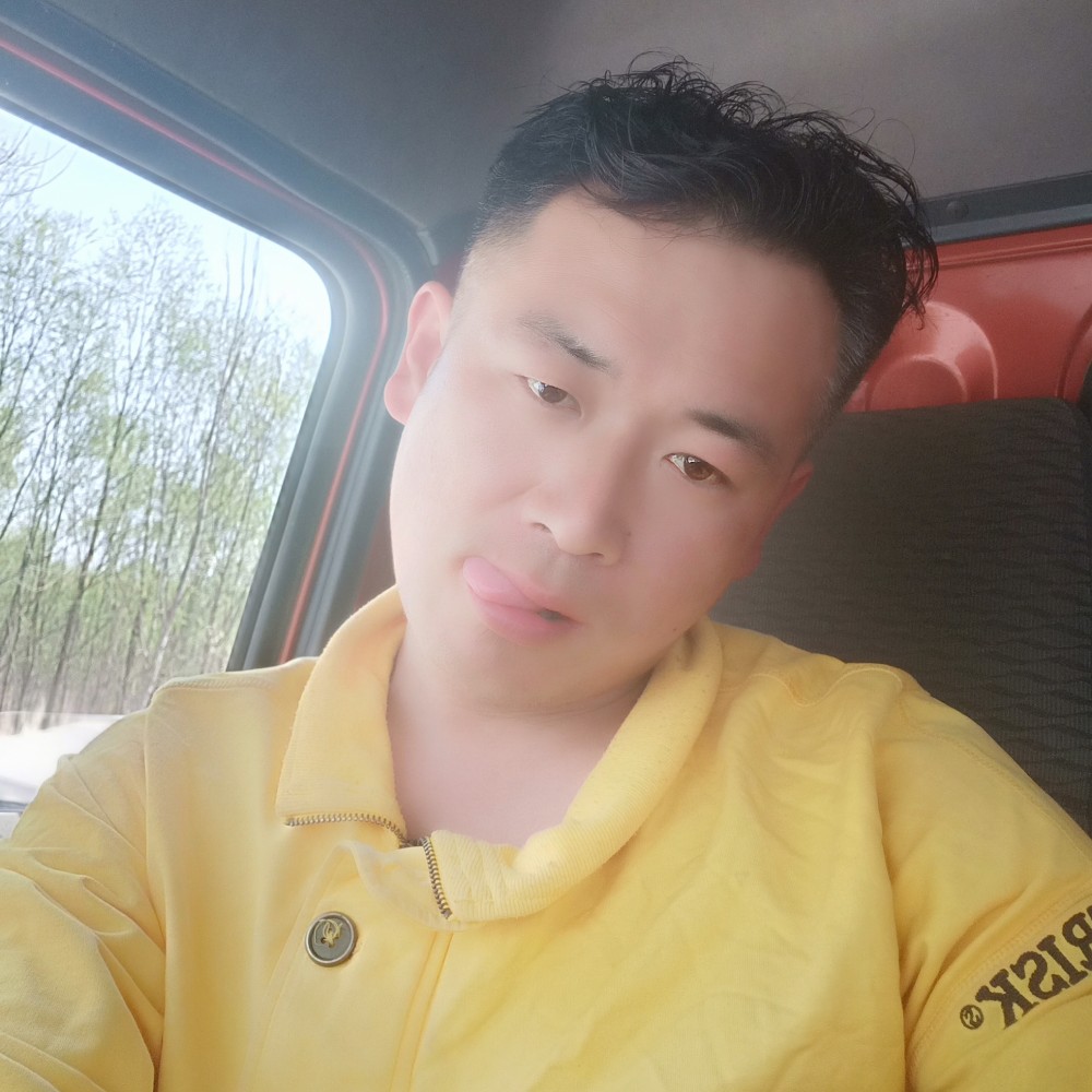 受伤的尼姑的照片