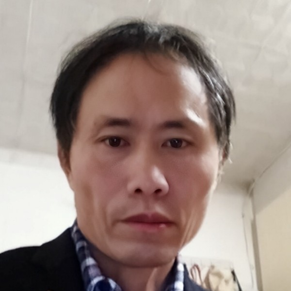 鱼伴水的照片