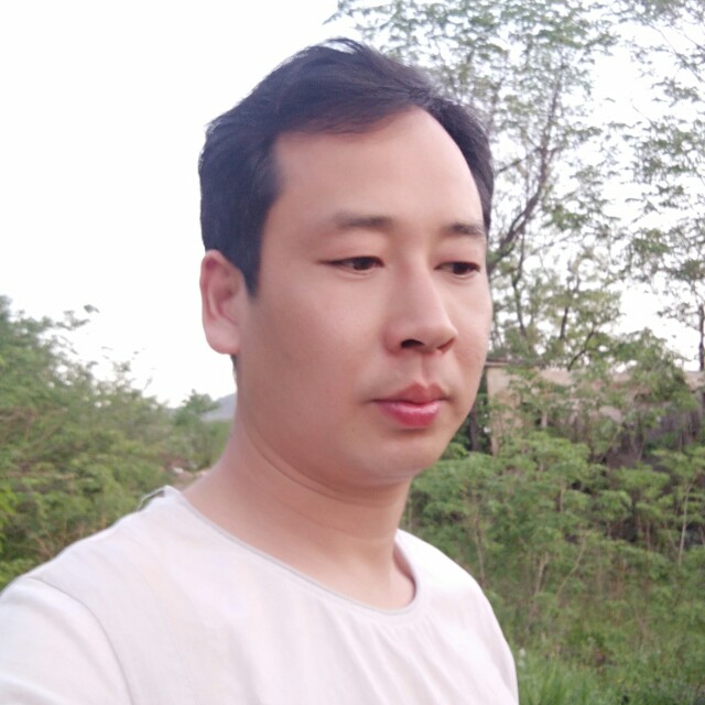 诚下的照片