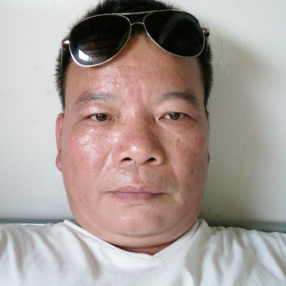 用心男人的照片