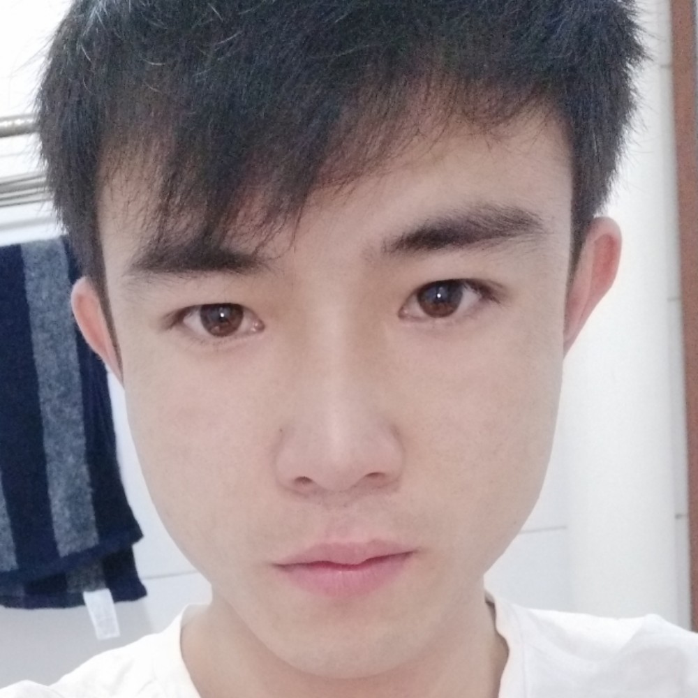 踏实初妆的照片