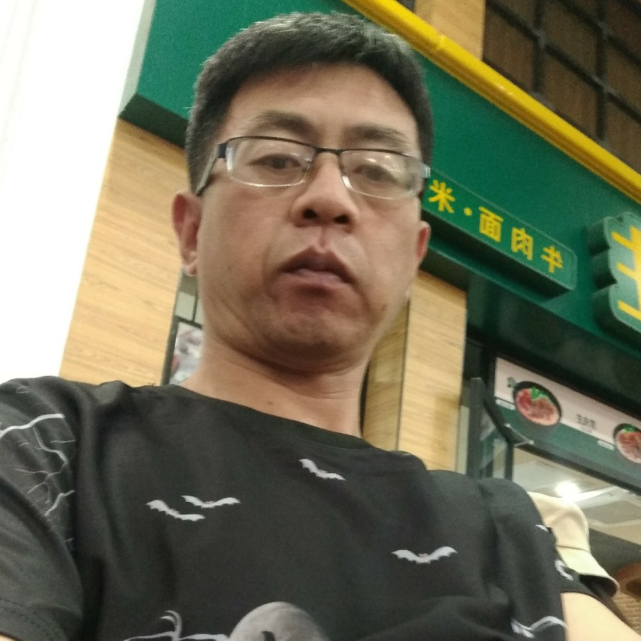 蜻蜓愿野性的照片