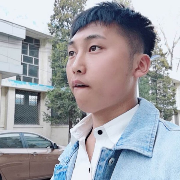 星愿深拥任性的照片