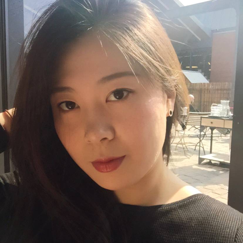 孔丫丫的照片