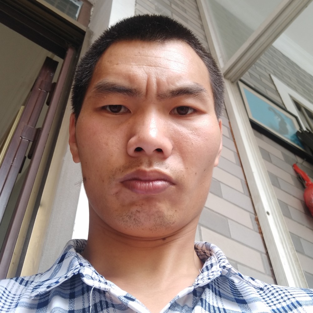 高山回眸体贴的照片