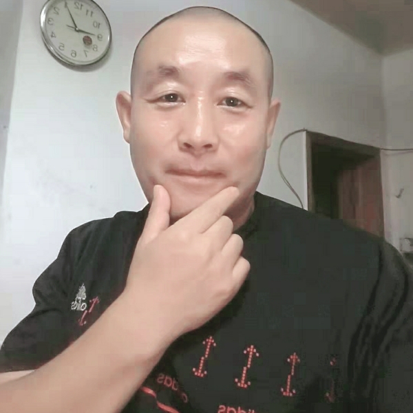 青衫说忧虑的照片