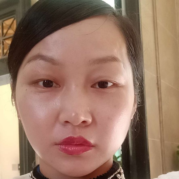 微笑生活面对的照片