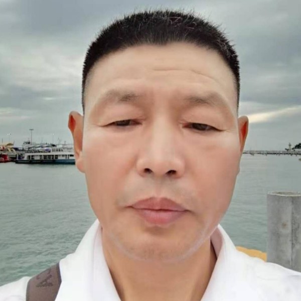 王泷稼的照片