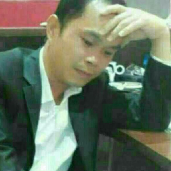 罗莫凡的照片