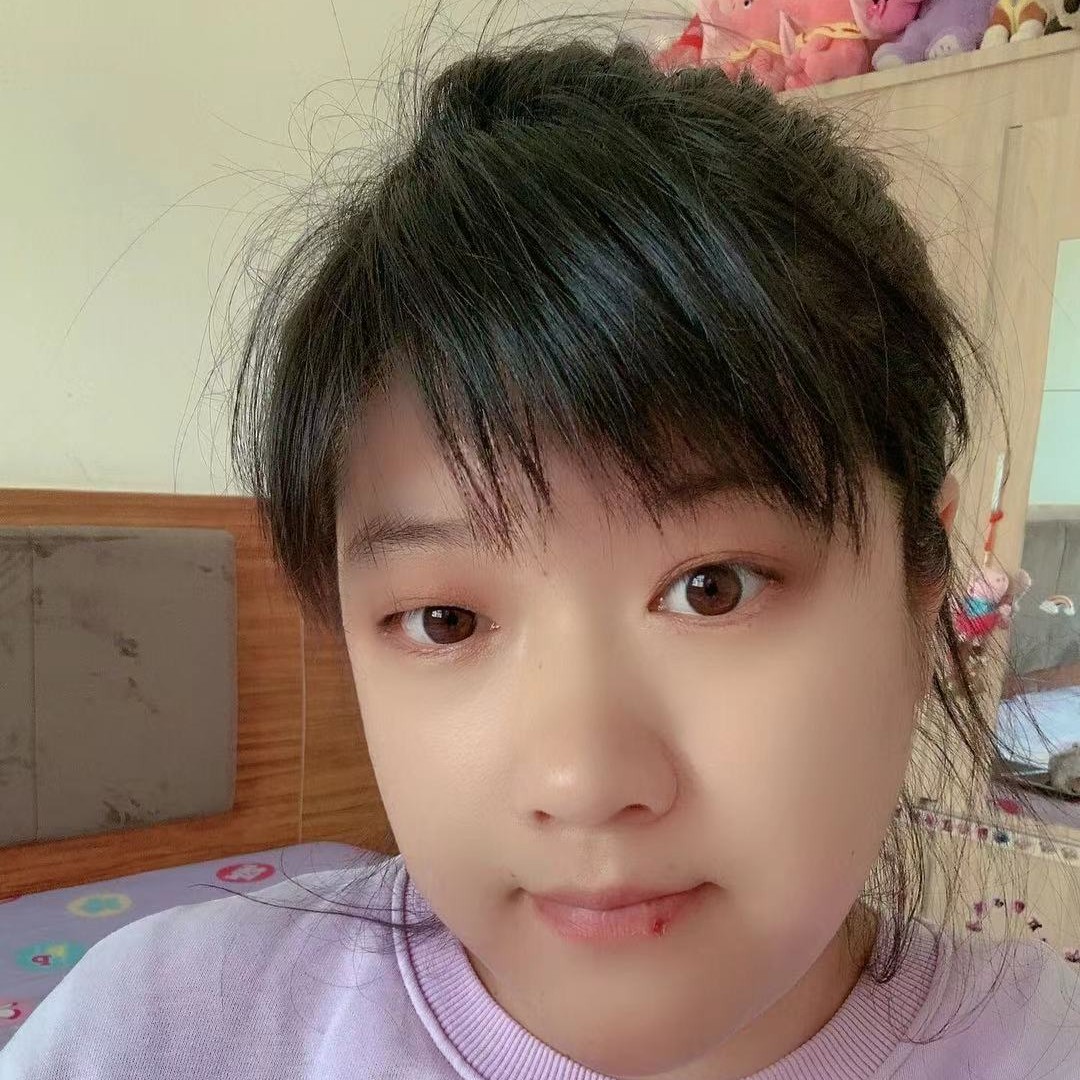 缓慢打绿茶的照片