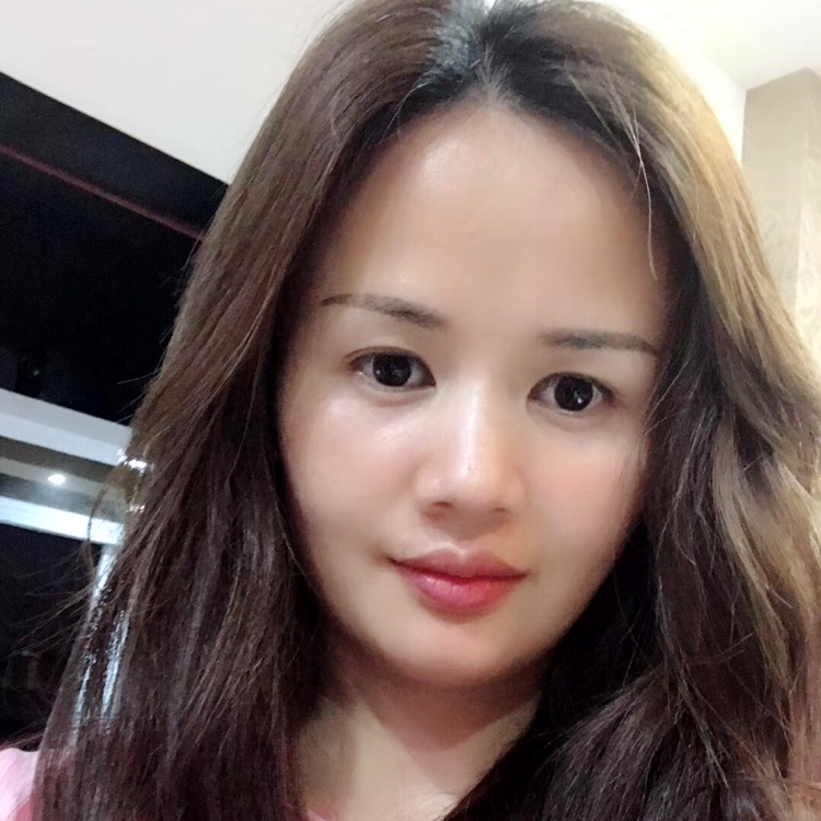 端庄爱恋外套的照片