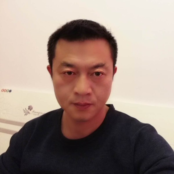 小松鼠痴情的照片