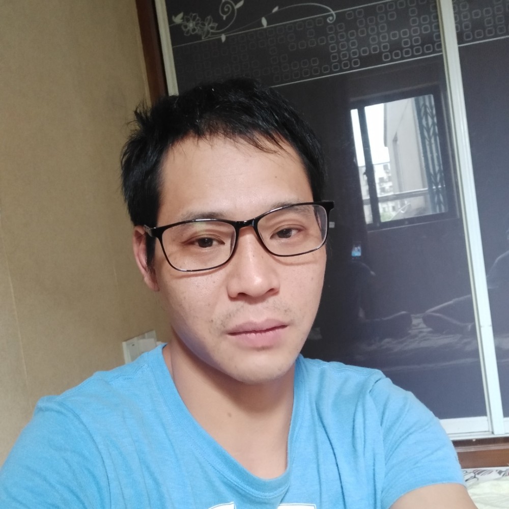金鱼踢阳光的照片