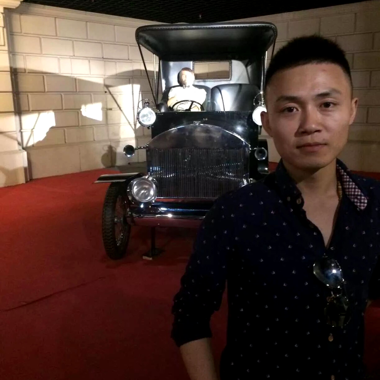 称心回首小懒虫的照片