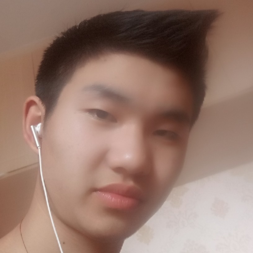 屈勇的照片