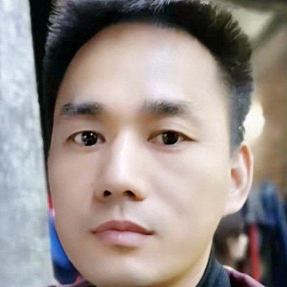 小飞飞舞的照片