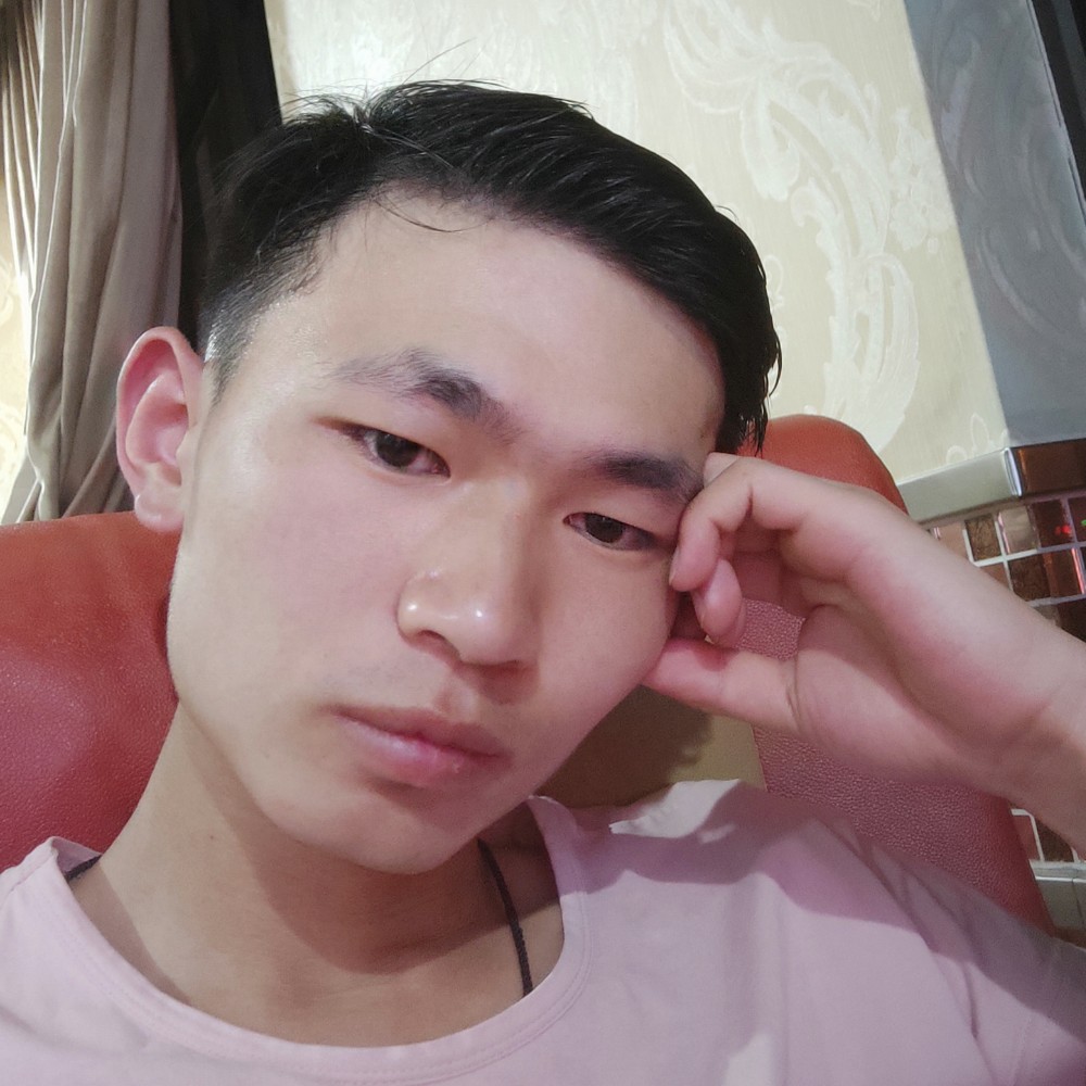 怜卿的照片