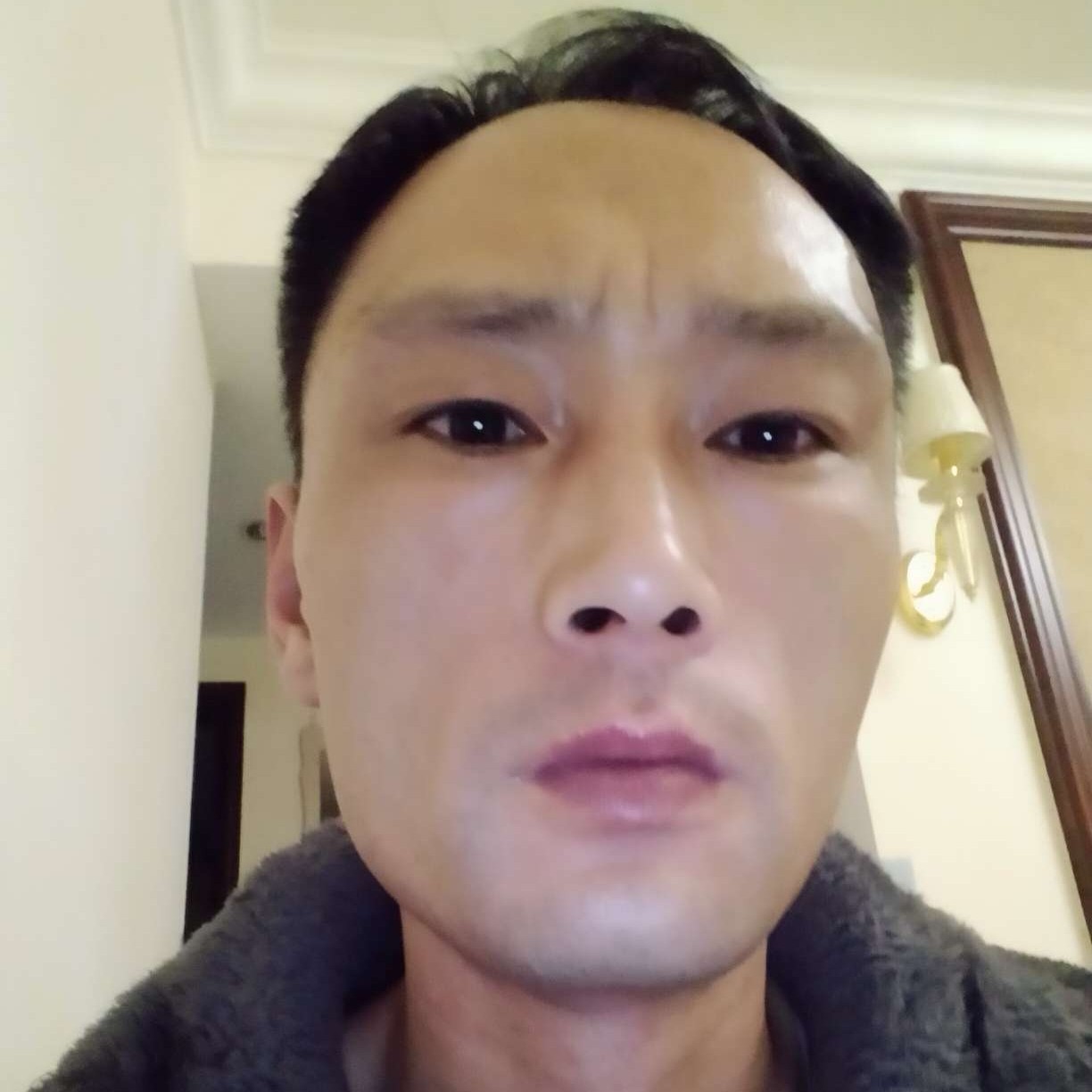 唯一的说镜子的照片