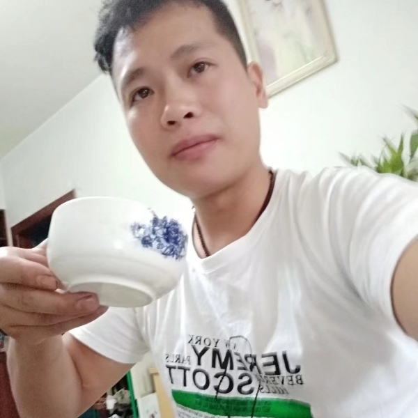 孔繁荣的照片