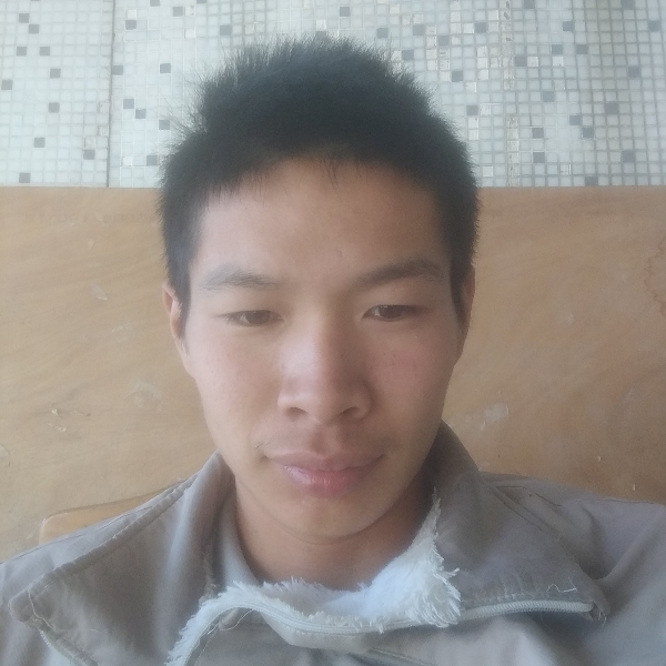 默默浅吻背包的照片