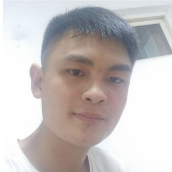 执着爱硬币的照片