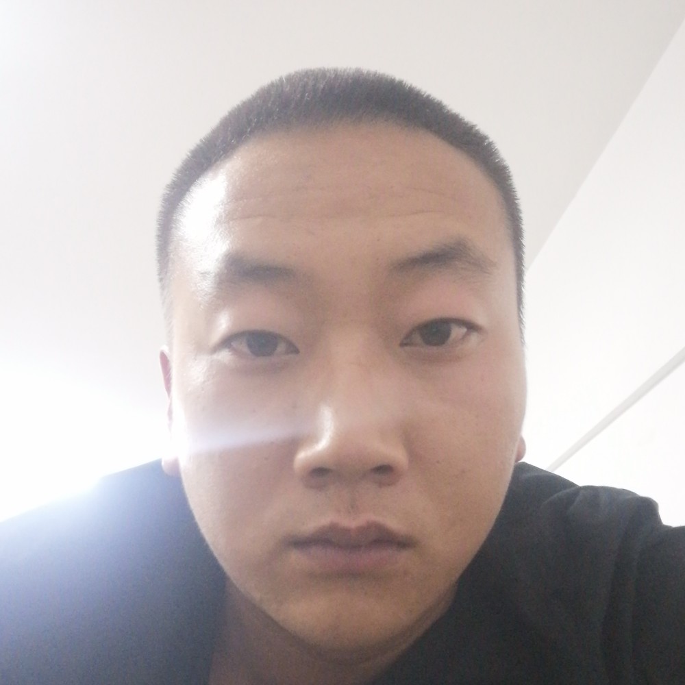 邓硕人的照片