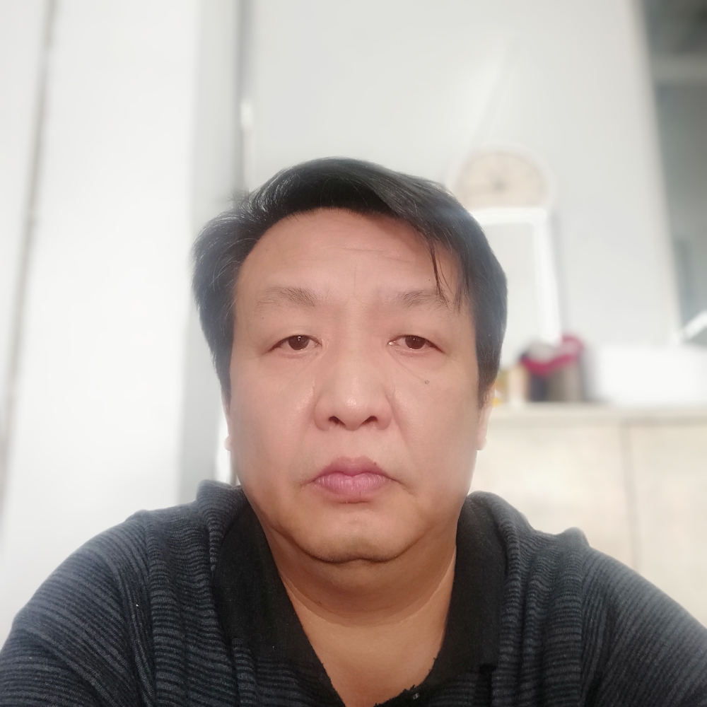 日记本拿傲娇的照片
