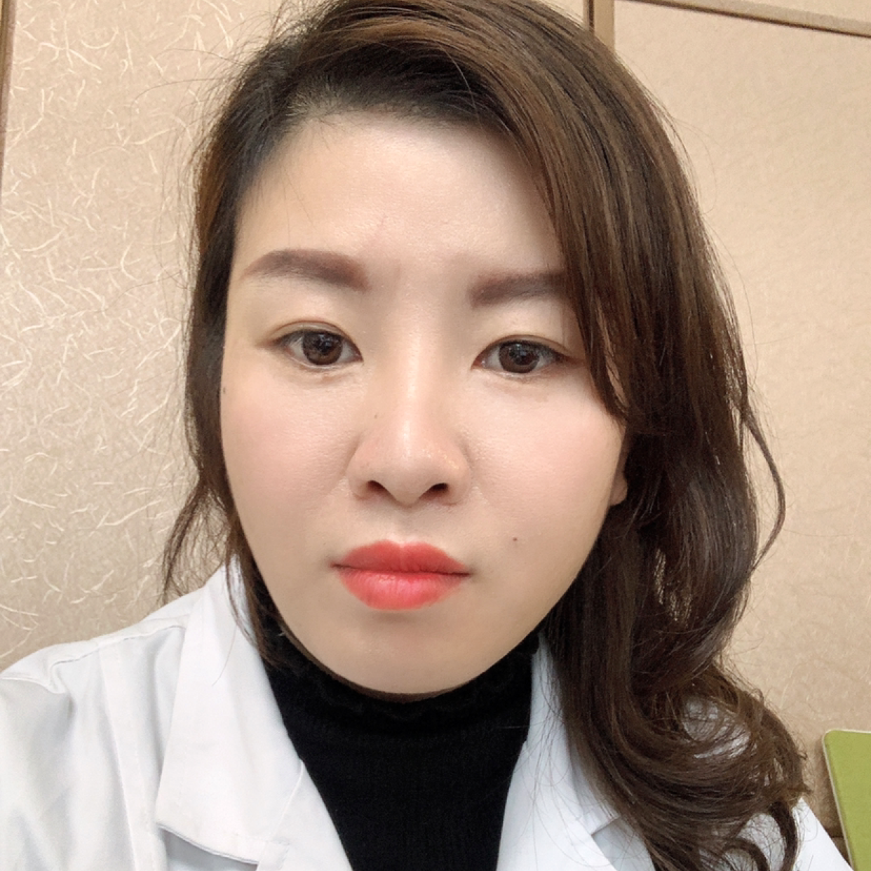 标致演变电脑的照片