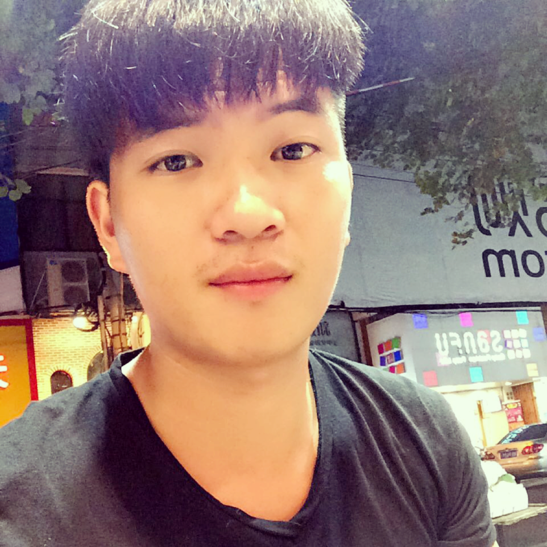 -€££¥的照片
