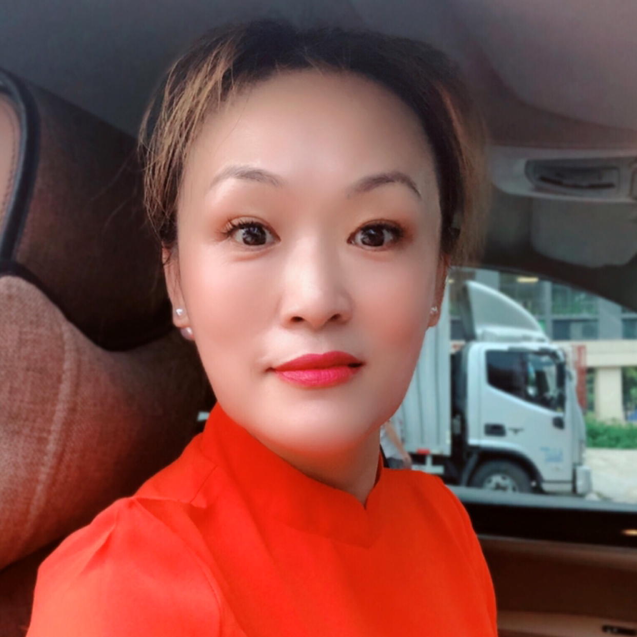 调皮放弃忘忧的照片