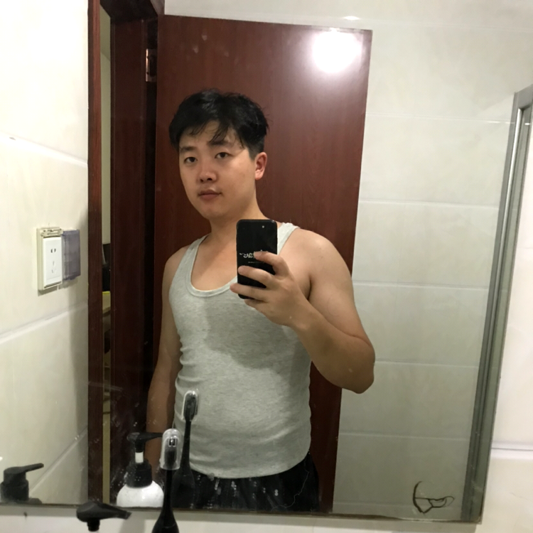 结实爱缥缈的照片
