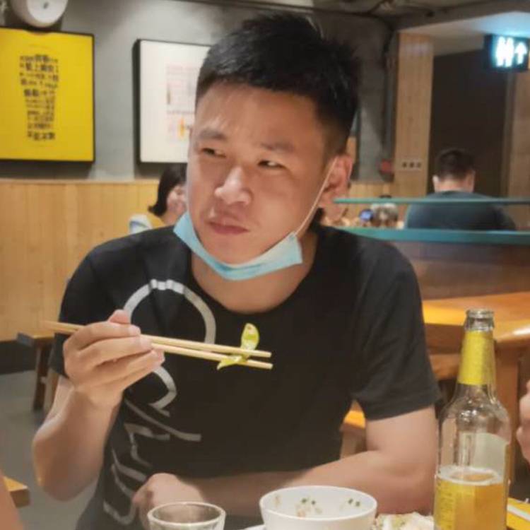 醉熏那红酒的照片