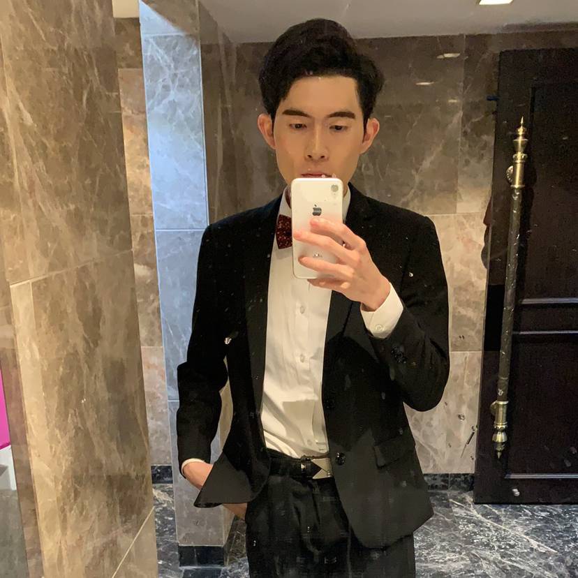 一坚一坚的照片