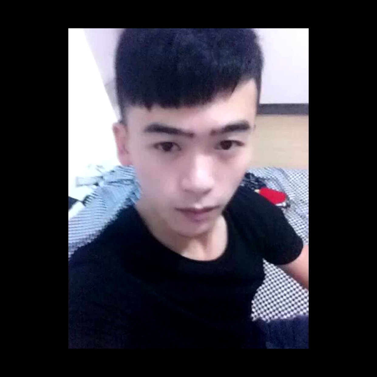 欣慰就绝影的照片